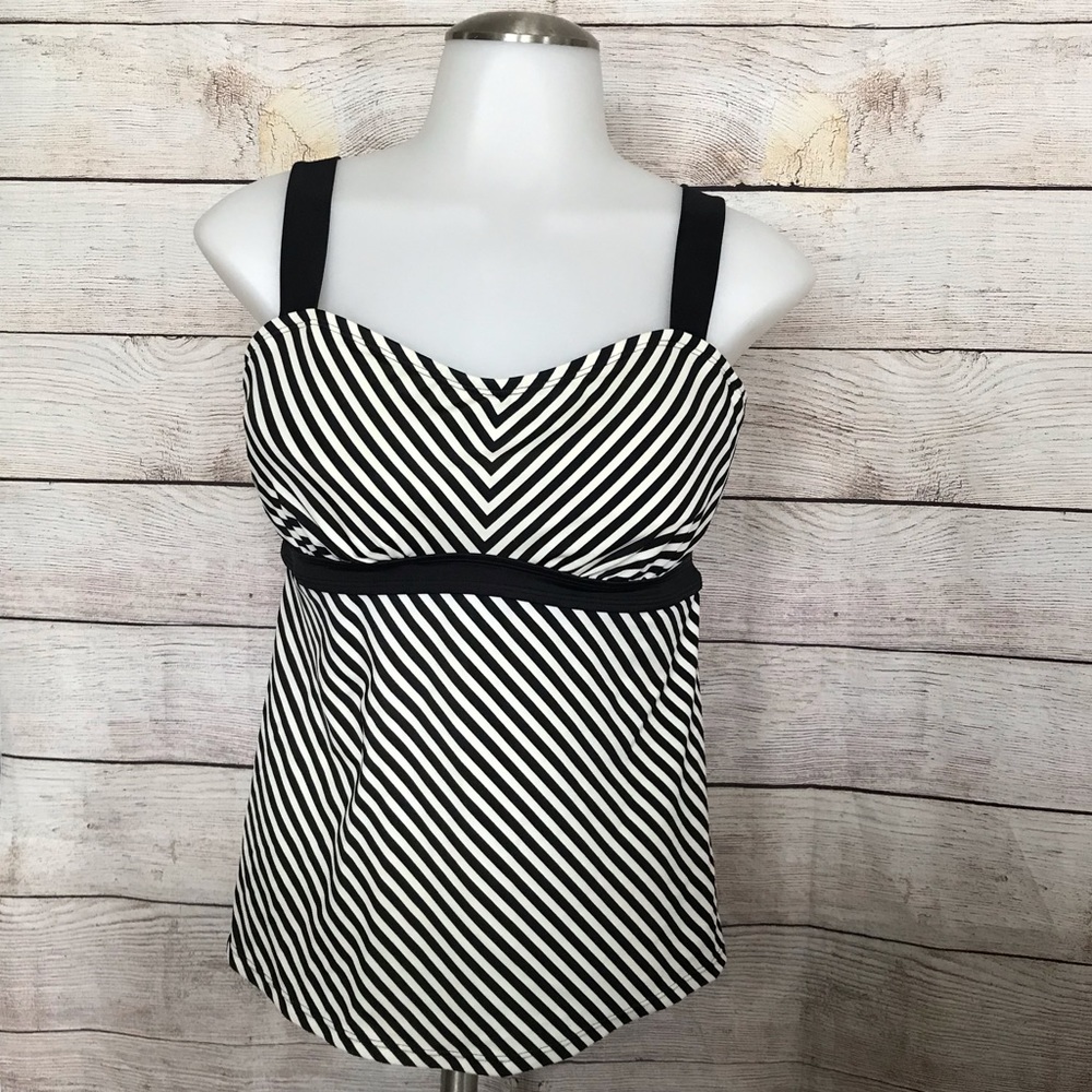 Athlete Tankini Top Size:34D/DD